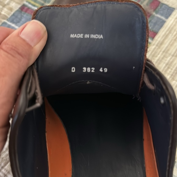 Cole Haan Lace-up Oxfords.  9 M. Dark chocolate - Picture 4 of 5